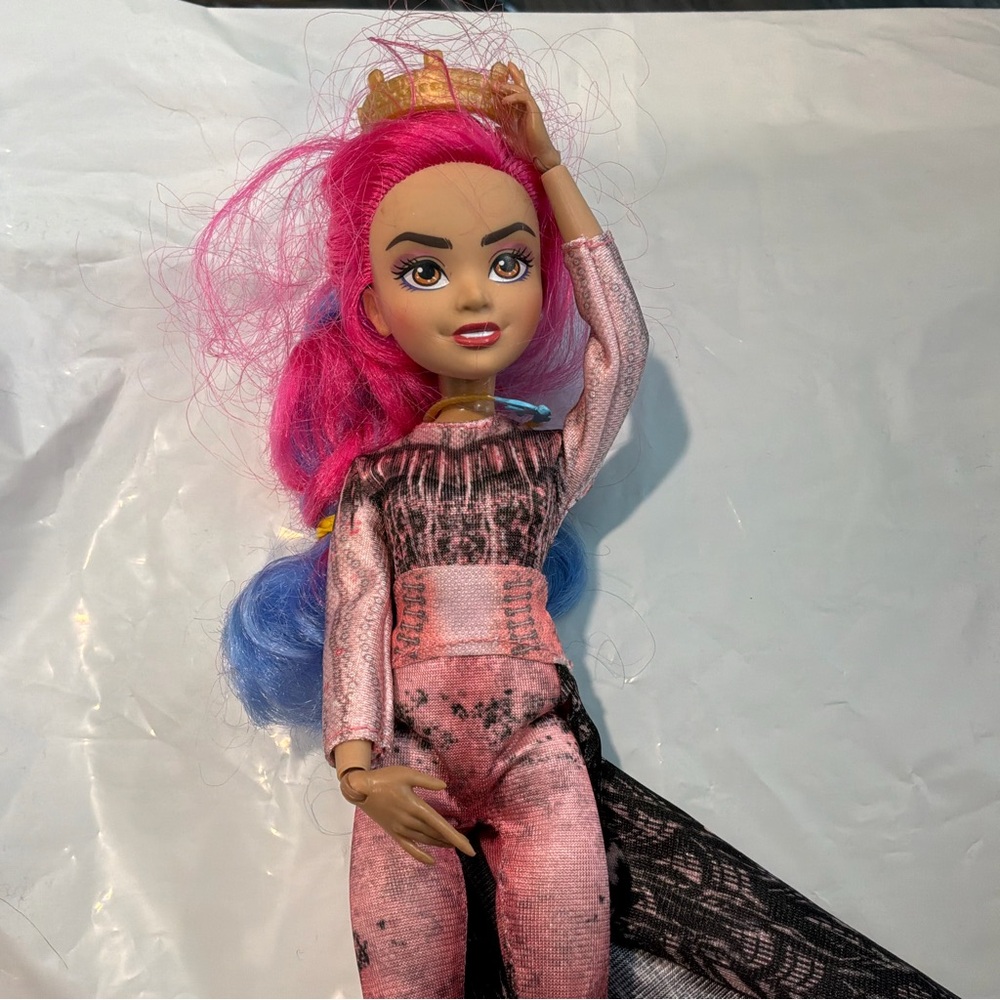 Disney Descendants 3 Audrey Doll Deluxe Queen of Mean LIMITED Exclusive - Picture 2 of 6